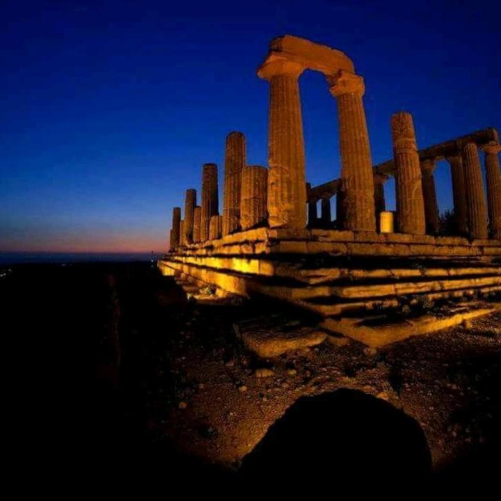 Locazione Turistica Domus Re Bed & Breakfast Agrigento Exterior foto