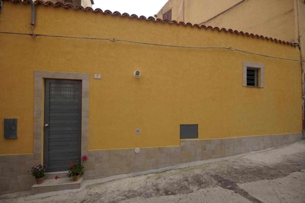 Locazione Turistica Domus Re Bed & Breakfast Agrigento Exterior foto